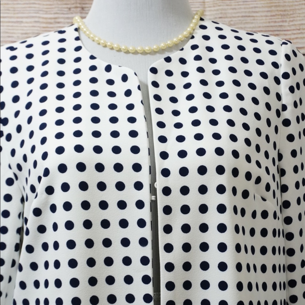 Women’s Lightweight Coat Size 8